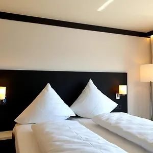 Hotel Wue By Wmm, Kurnach